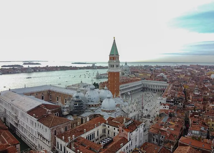Rooftop San Marco - Tower View Apartment