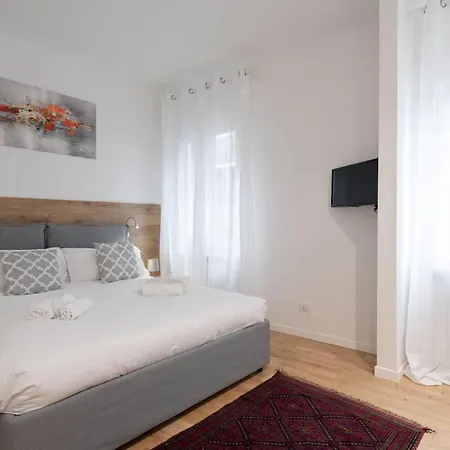 Rooftop San Marco - Tower View * البندقية